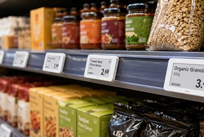 Why Retailers are Rushing to Adopt Ambient IoT for Batteryless Electronic Shelf Labels